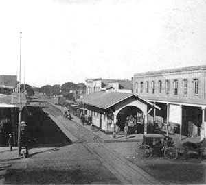the oakland train station